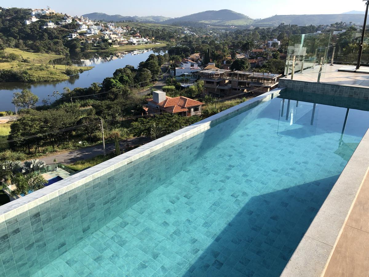 Suites De Luxo Paraiso De Minas Escarpas Capitolio Bagian luar foto